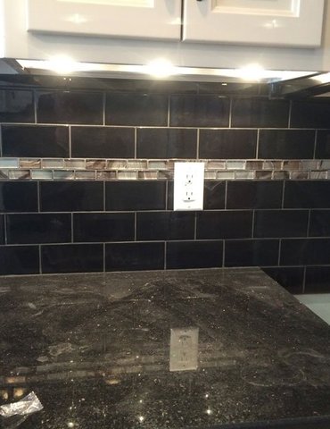 kitchen backsplash tile installation - Contract Interiors, IN